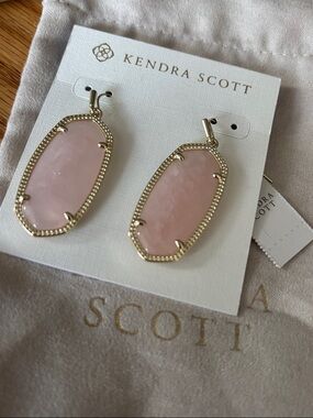 Kendra Scott New Danielle large rose quartz drop earrings